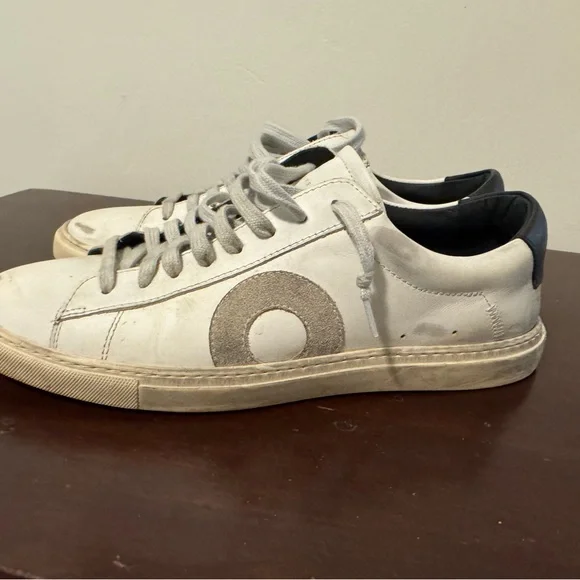 Oliver Cabell White and Black Sneakers - Picture 1 of 6